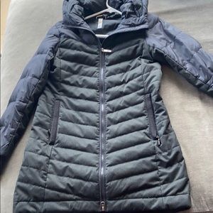 LOLE mid weight puffer coat. 3/4 length w hood